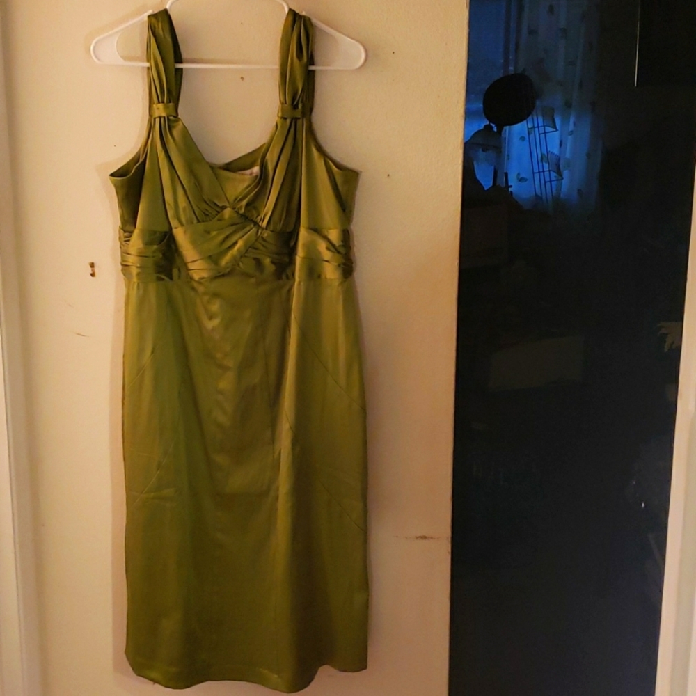 Monroe and Main Semi Formal Party Dress - Picture 1 of 5